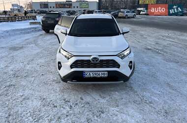 Toyota RAV4 2021