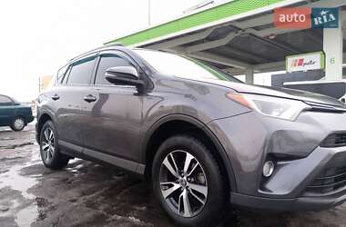 Toyota RAV4  2018