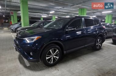 Toyota RAV4  2017