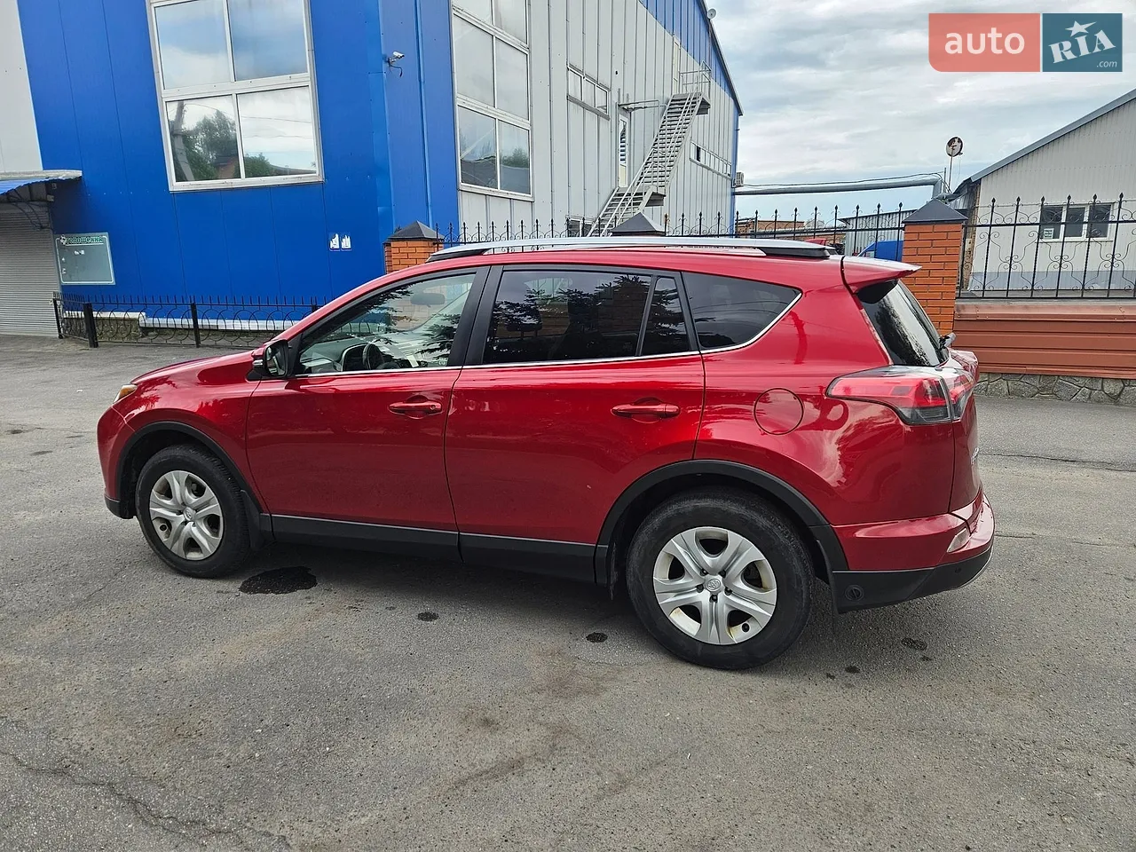 2016 Toyota RAV 4 - мініатюра 4