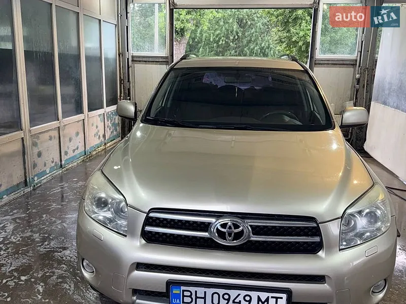 Toyota RAV4 2008