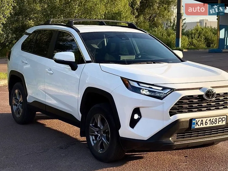 Toyota RAV4 2024