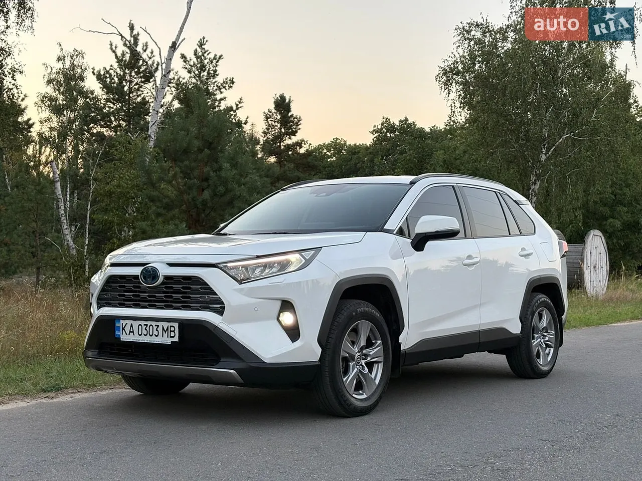 2024 Toyota RAV 4 - фото 1