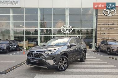 Toyota RAV4  2022