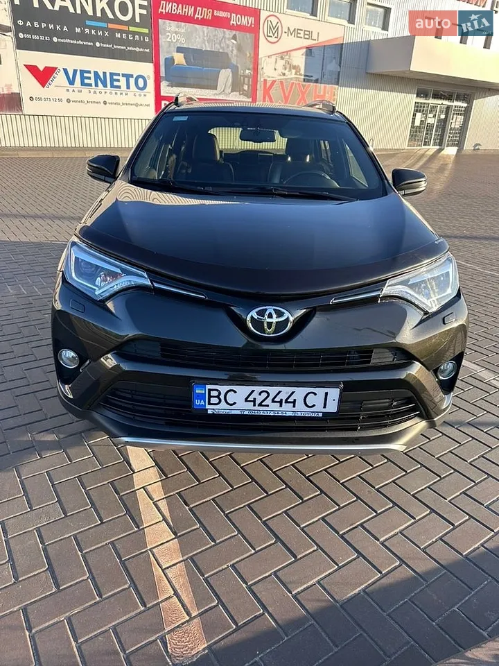 2016 Toyota RAV 4 - фото 1
