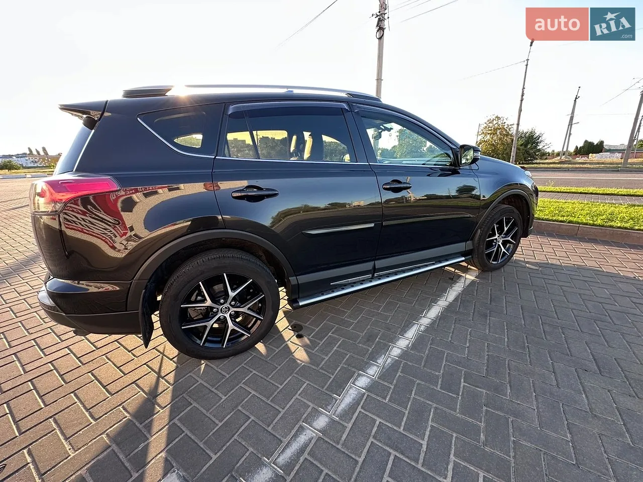 2016 Toyota RAV 4 - мініатюра 3