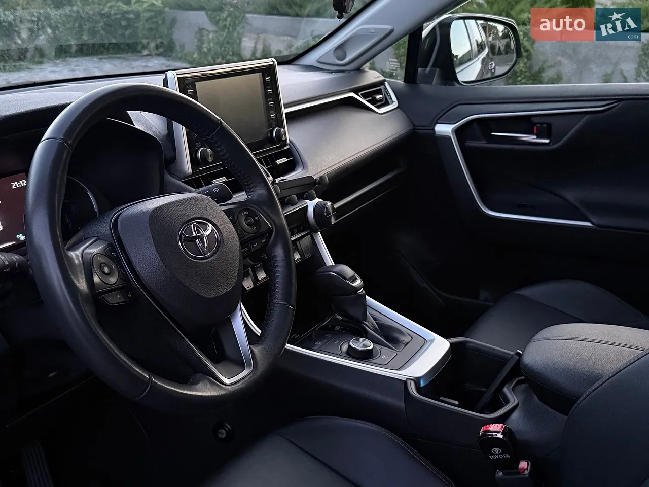 2021 Toyota RAV 4 - мініатюра 3