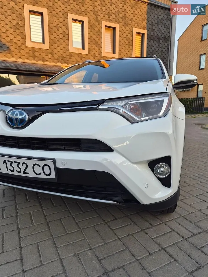2017 Toyota RAV 4 - мініатюра 4