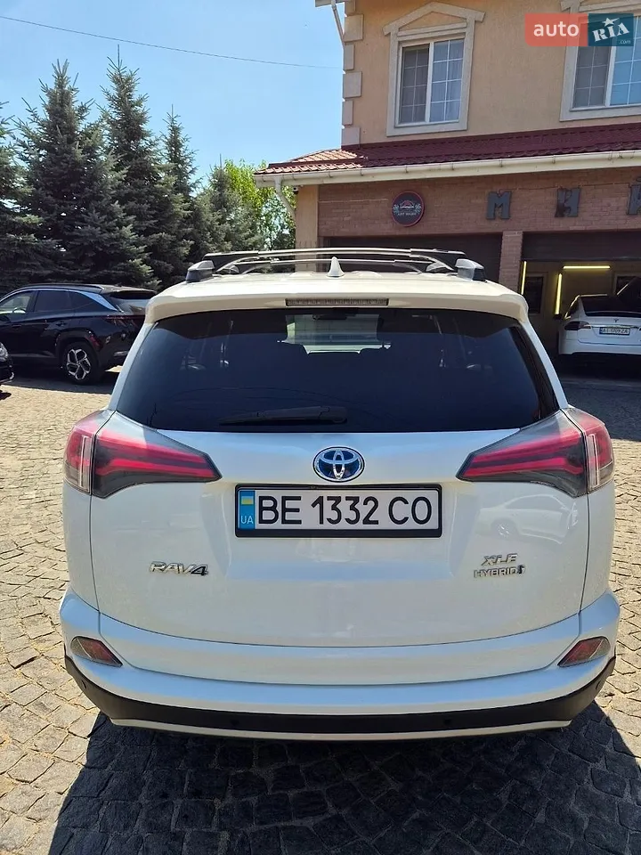 2017 Toyota RAV 4 - мініатюра 3