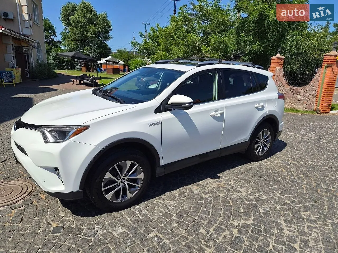 2017 Toyota RAV 4 - фото 1