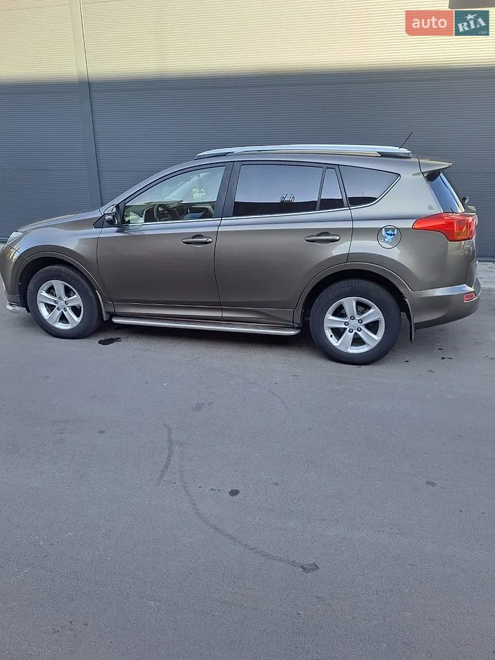2013 Toyota RAV 4 - мініатюра 3
