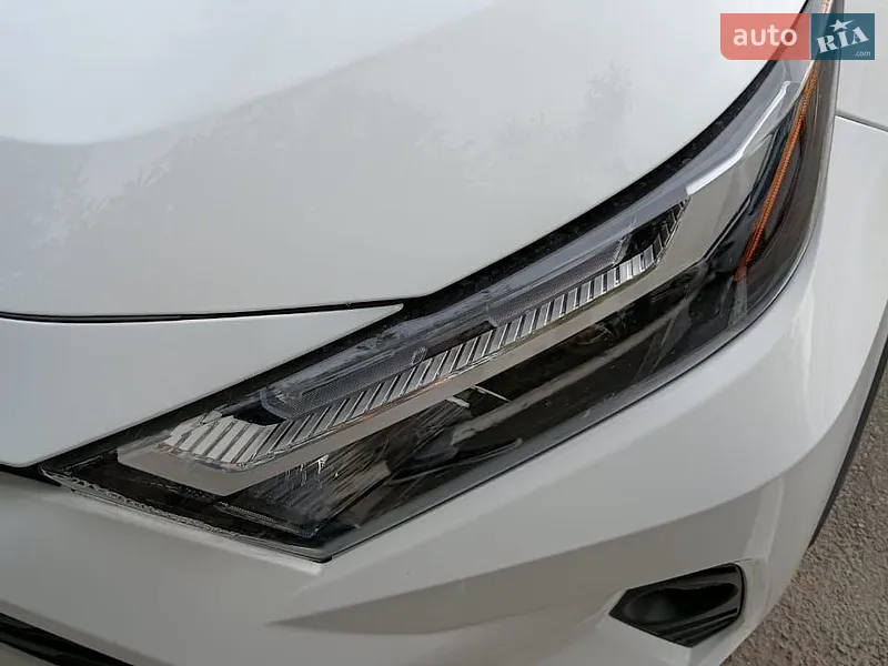 Toyota RAV4 2025
