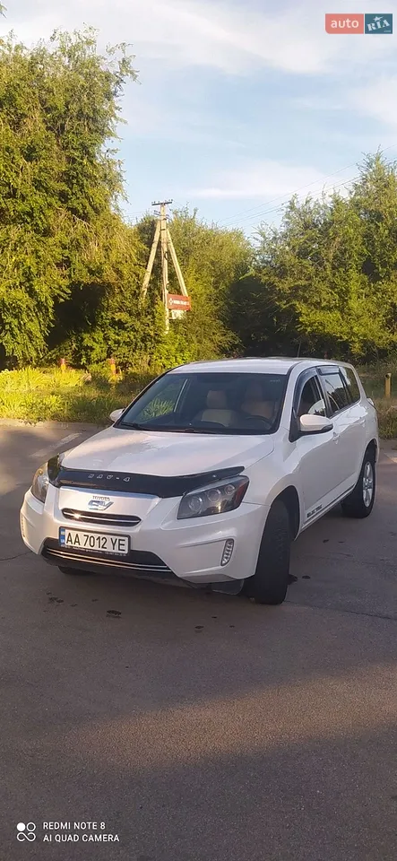 2012 Toyota RAV 4 - фото 1