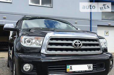 Toyota Sequoia  2008