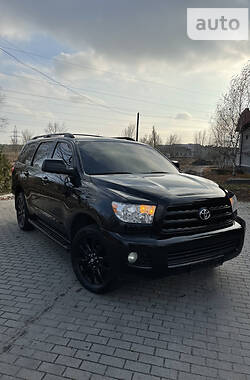 Toyota Sequoia Platinum Black   2008