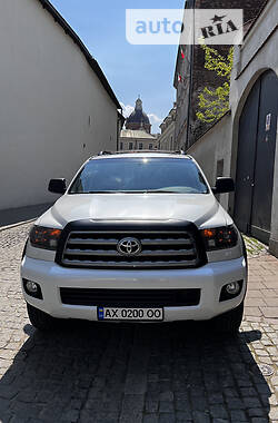 Toyota Sequoia  2008