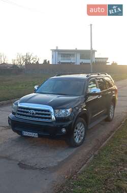 Toyota Sequoia 2013