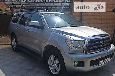 Toyota Sequoia 4x4 2016