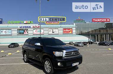 Toyota Sequoia  2008