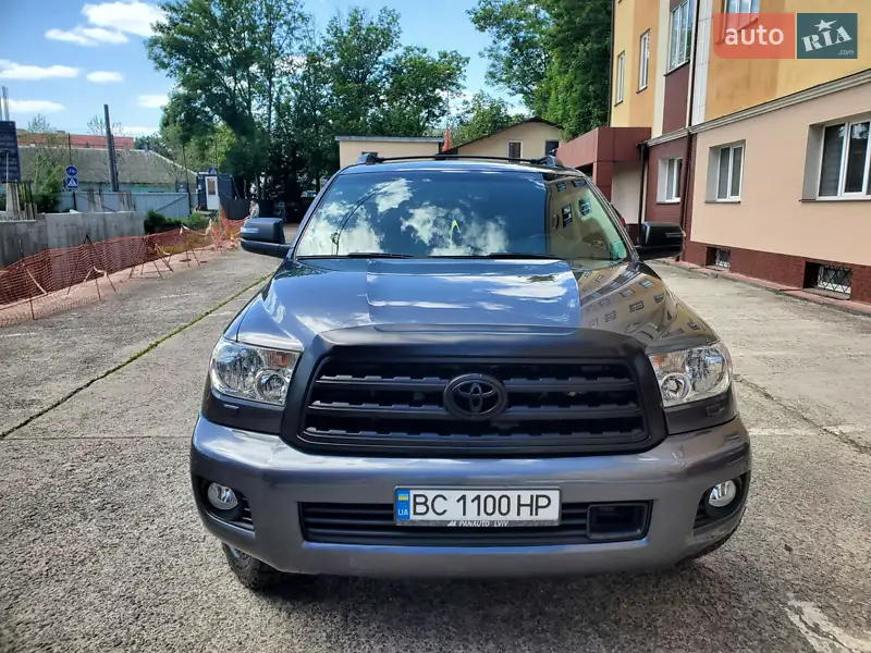 Toyota Sequoia