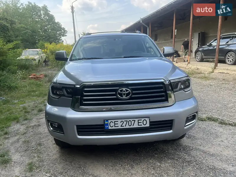 Toyota Sequoia