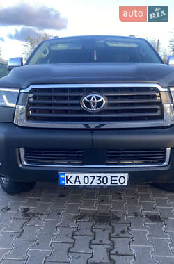 Toyota Sequoia  2017