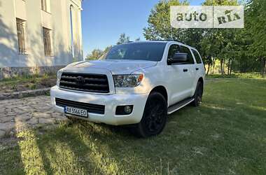 Toyota Sequoia  2016