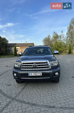 Toyota Sequoia  2012