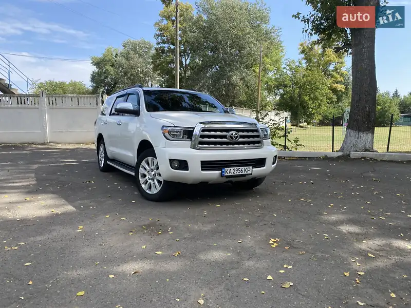 Toyota Sequoia