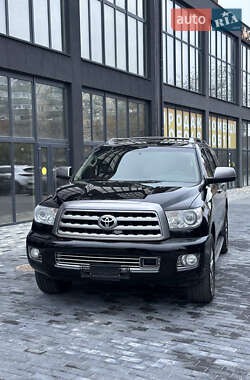 Toyota Sequoia  2008