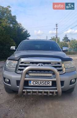Toyota Sequoia  2008
