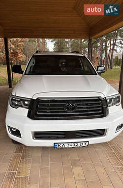 Toyota Sequoia  2018