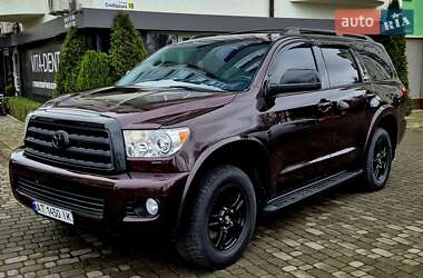 Toyota Sequoia  2012