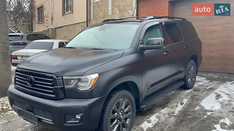 Toyota Sequoia 2018
