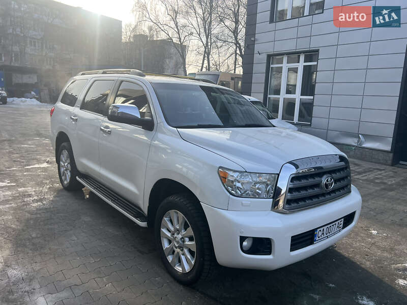 Toyota Sequoia