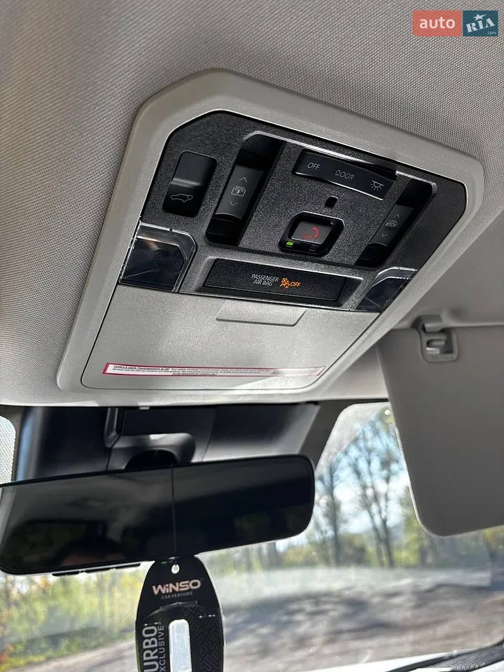 2023 Toyota Sequoia - мініатюра 3
