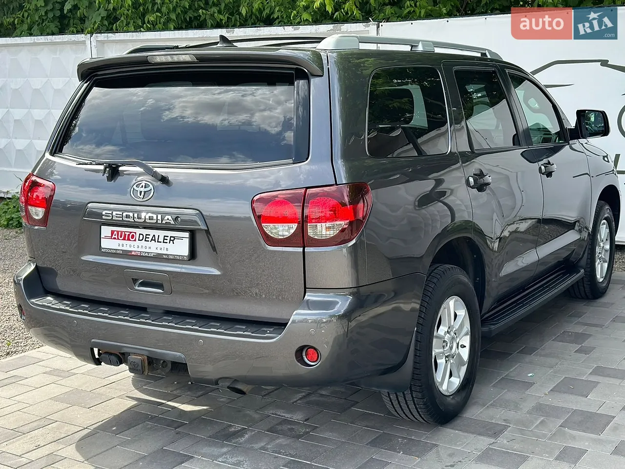 2017 Toyota Sequoia - мініатюра 4