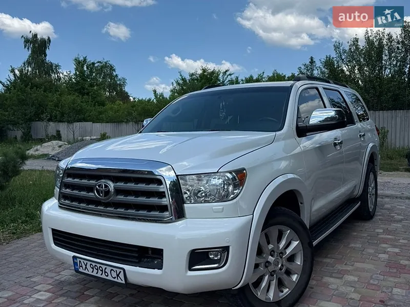 Toyota Sequoia