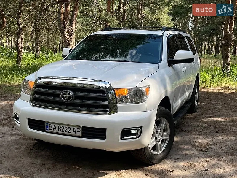 Toyota Sequoia 2013