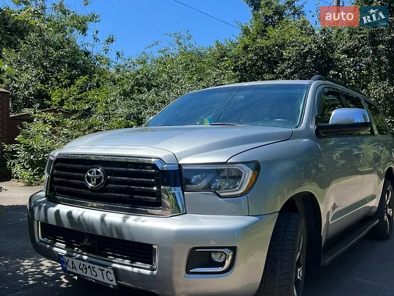 Toyota Sequoia