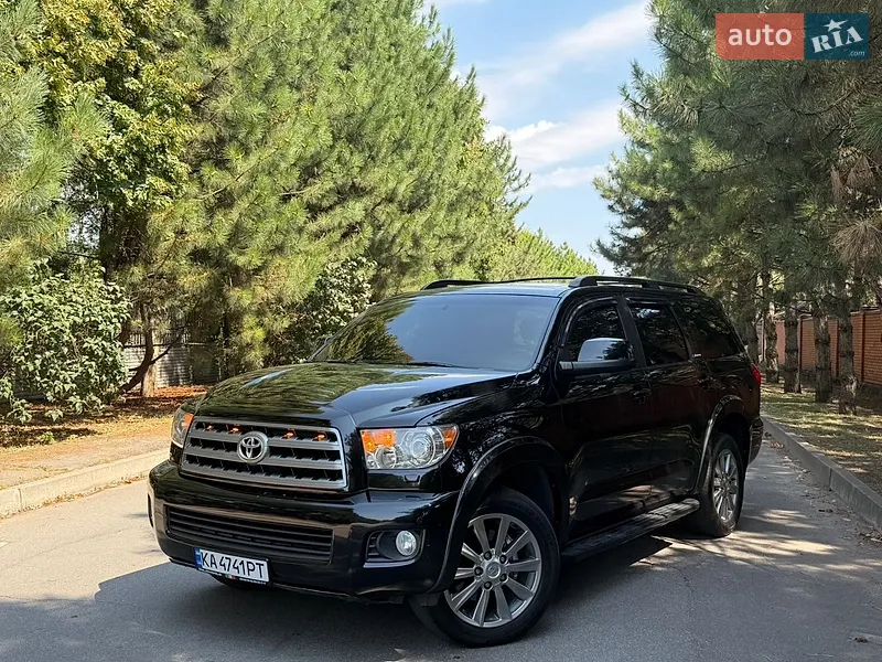 Toyota Sequoia