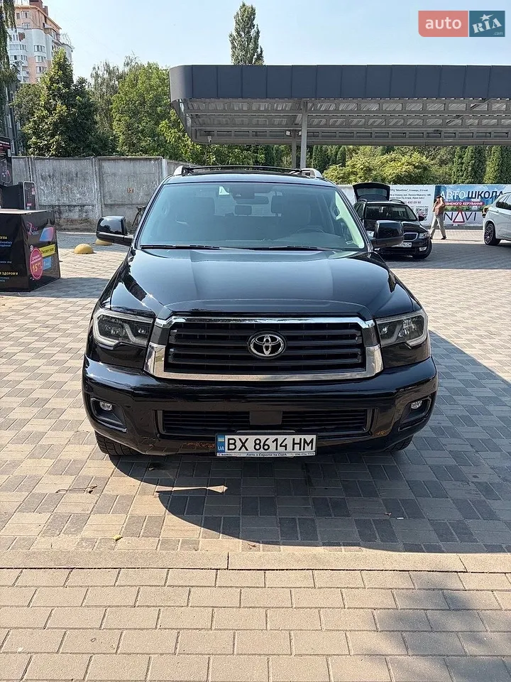 2018 Toyota Sequoia - мініатюра 3
