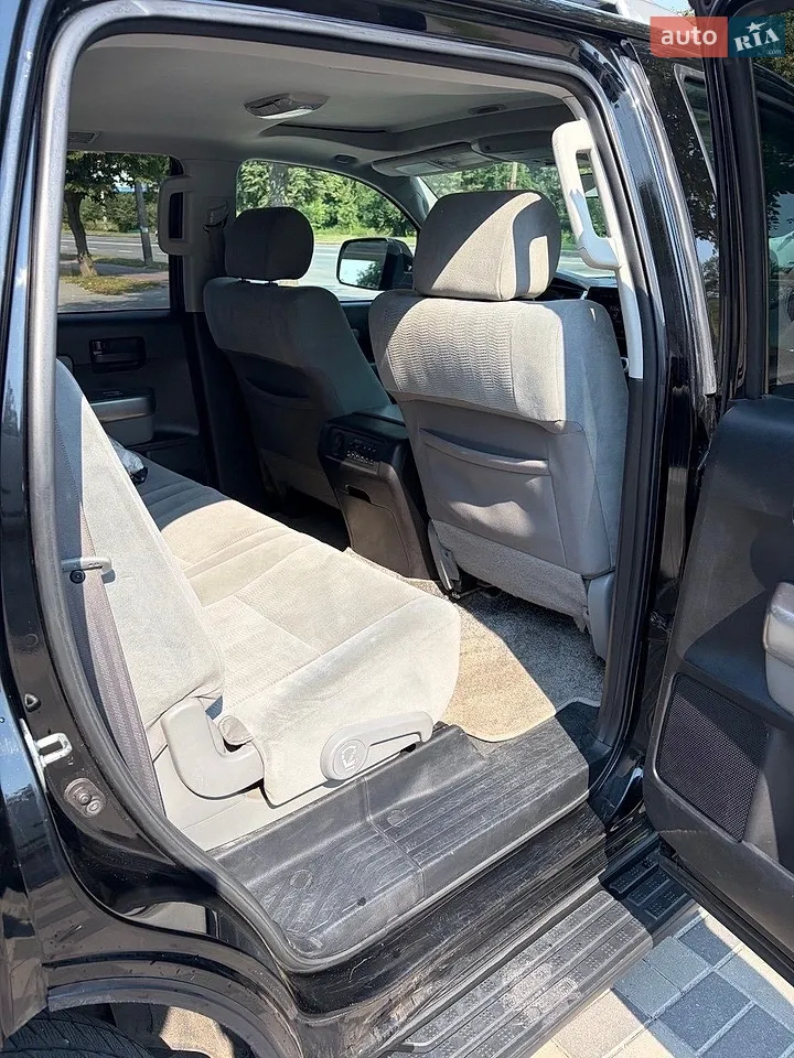2018 Toyota Sequoia - мініатюра 4