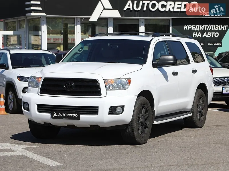 Toyota Sequoia