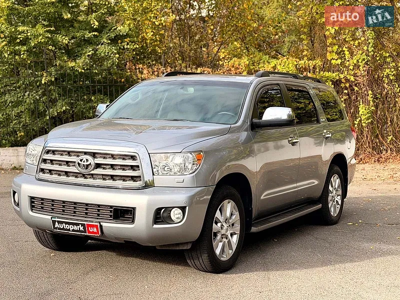 Toyota Sequoia