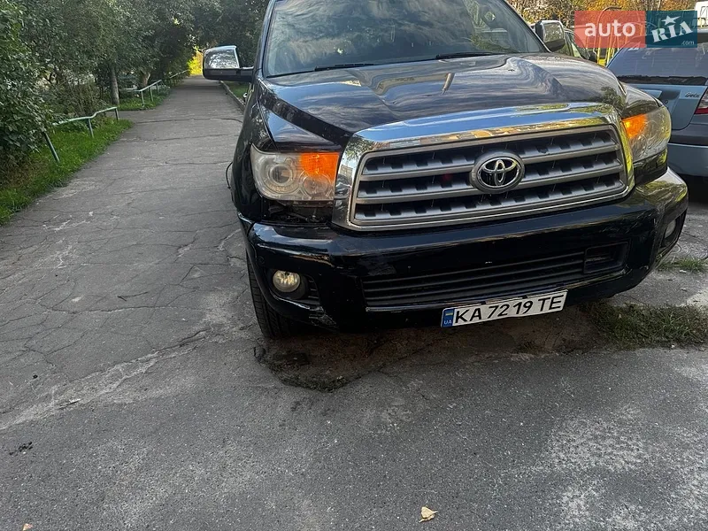 Toyota Sequoia