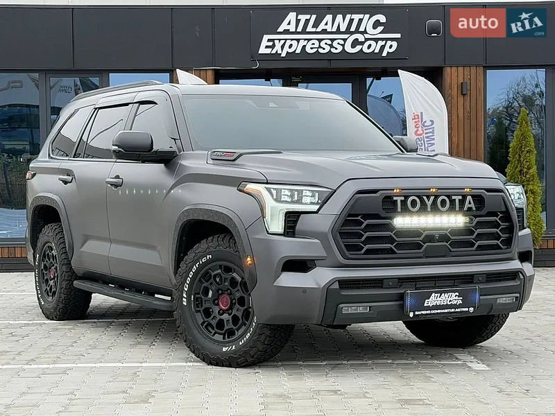 Toyota Sequoia 2023