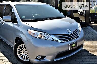 Toyota Sienna xle 2016