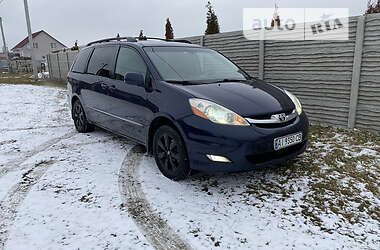 Toyota Sienna 2006