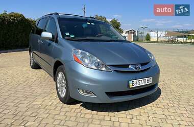 Toyota Sienna 2007